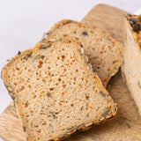 Glutenfreies Karotten-Kürbiskern-Brot – veganes Bio-Brot mit Sauerteig